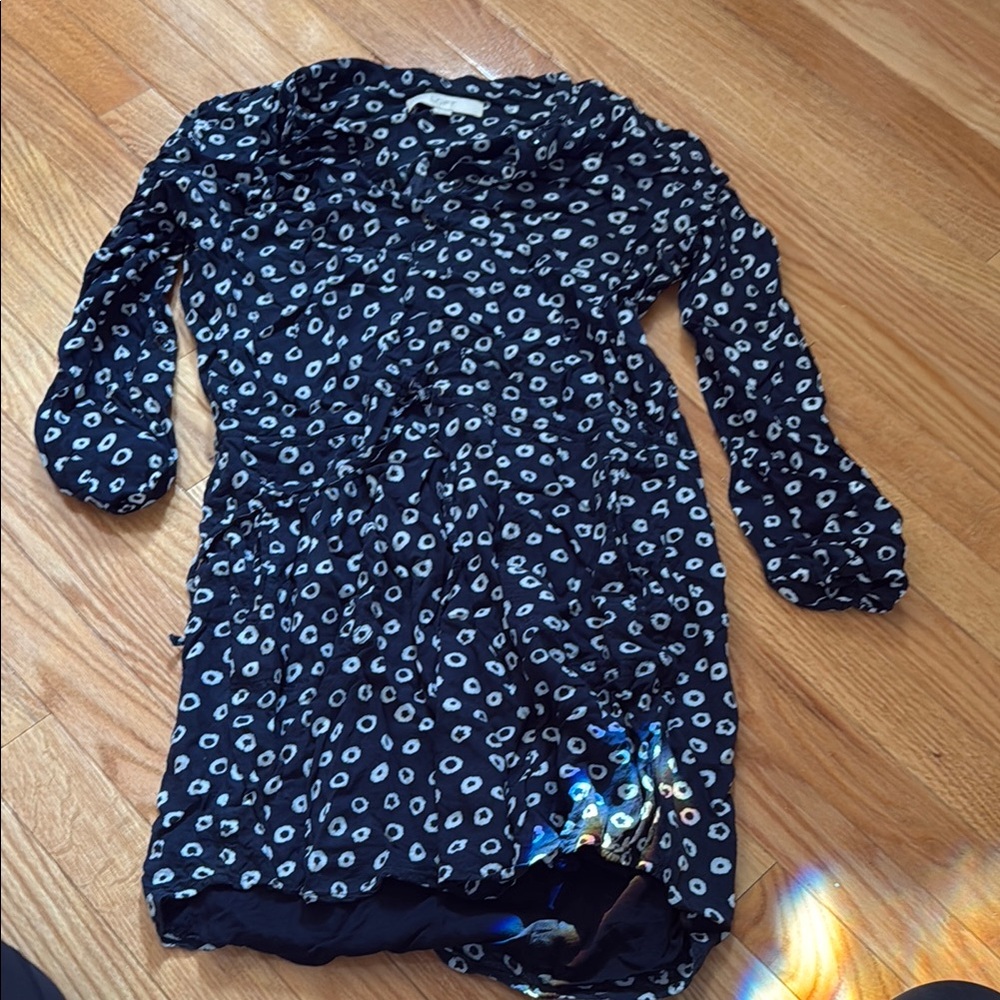 Chic Navy and White Patterned Dress